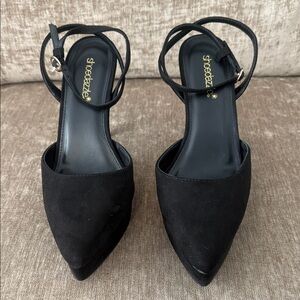 New Shoe Dazzle Elegant Black Heels